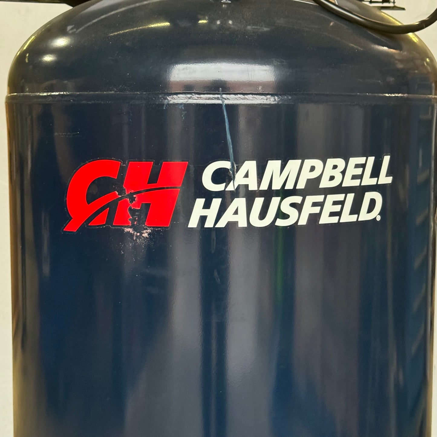 ZA@ CAMBELL HAUSFELD 5 HP Two Stage Air Compressor MC036401AV 56S34D5M (AS-IS, Damage Fan)