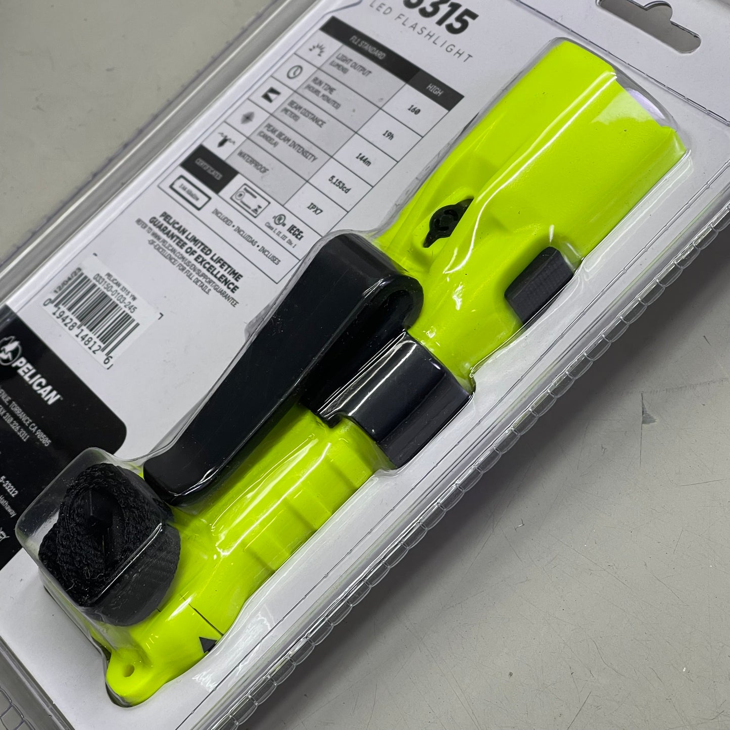 PELICAN 3315 LED Waterproof Flashlight 19-hour Neon Yellow ‎033150-0103-245