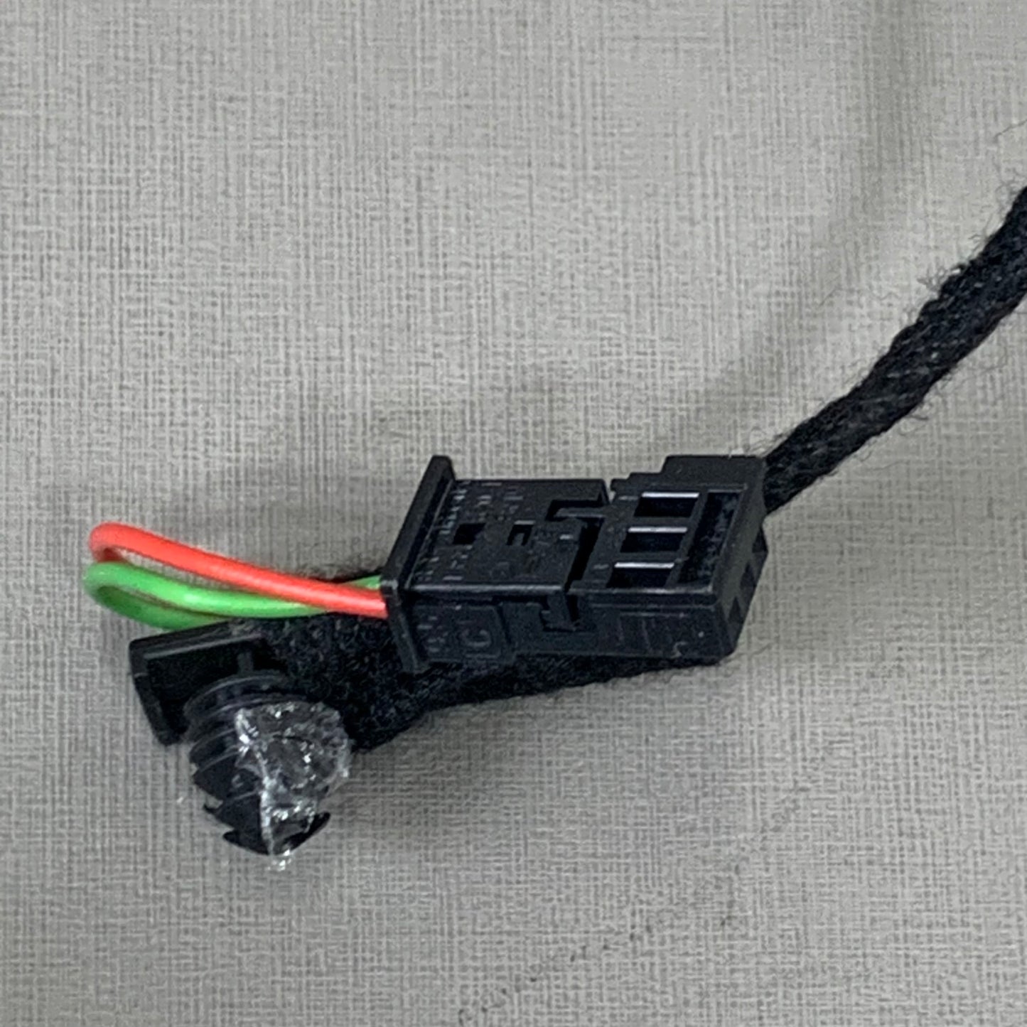 BMW (2 Pack) Leather Front Head Restraints/ Headrest BMW X3 Black/Golden Brown 5210809608907