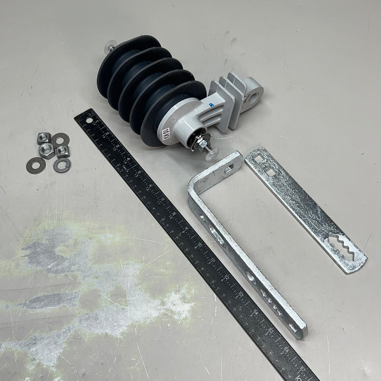 HUBBELL High Quality Optima Arrester 8.4 KV MCOV, 7224 Hardware PDV-100