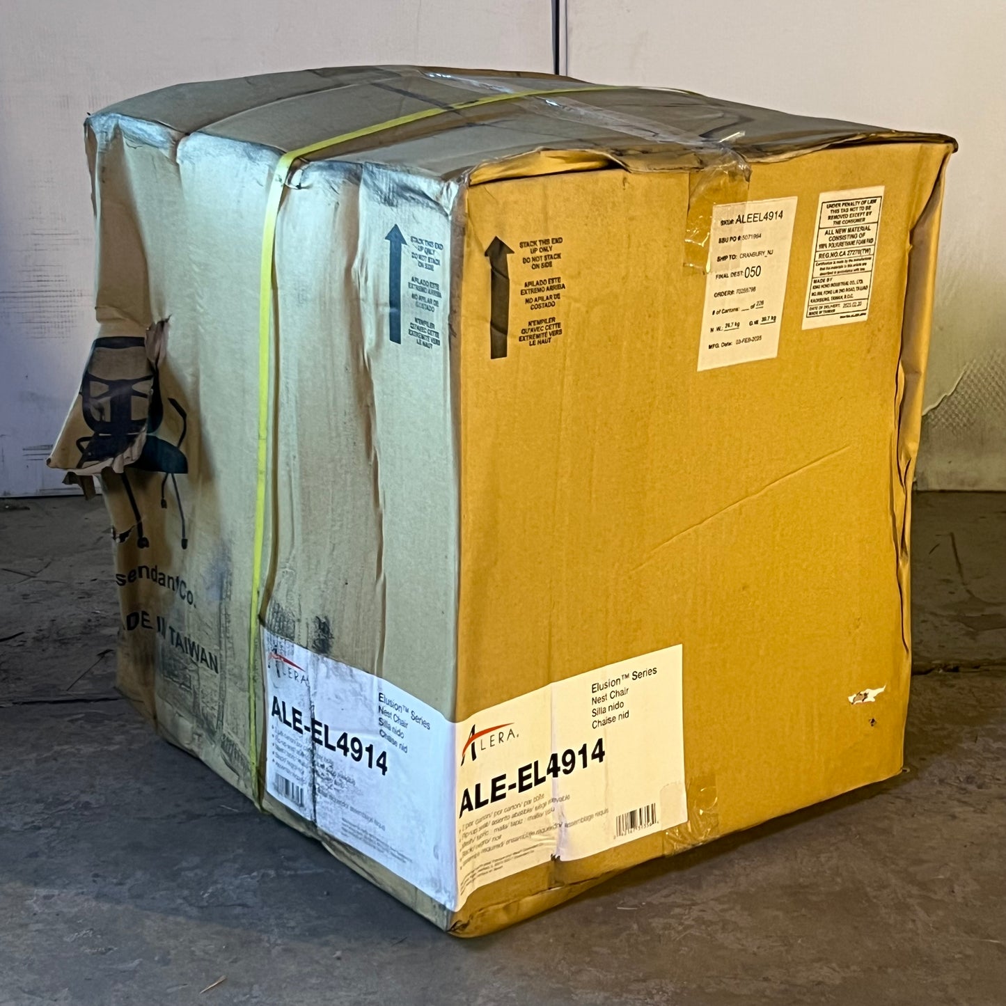 ZA@ ALERA Elusion Mesh Nesting Chairs with Padded Arms ALE-EL4914 A