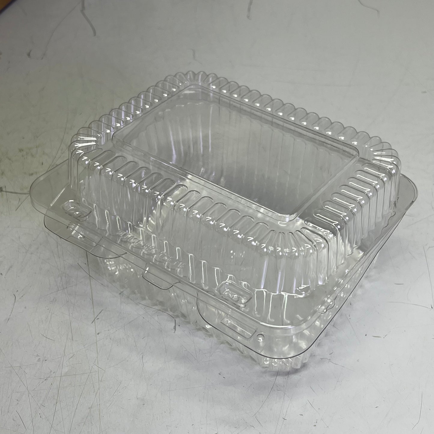 INLINE (300 PACK) Hinged Containers For Food Storing 53.8 oz  Clear SLP27