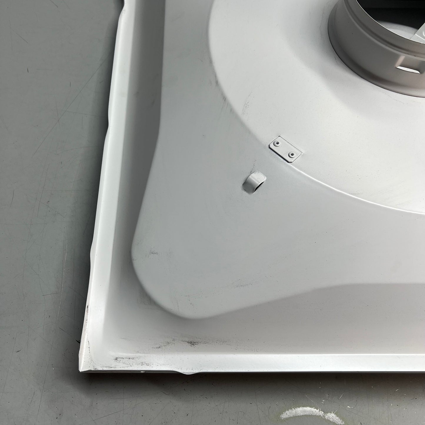 ZA@ ZORO SELECT Steel Square 2 Cone Diffuser 6" White 4MJU2 (As-Is) Dented