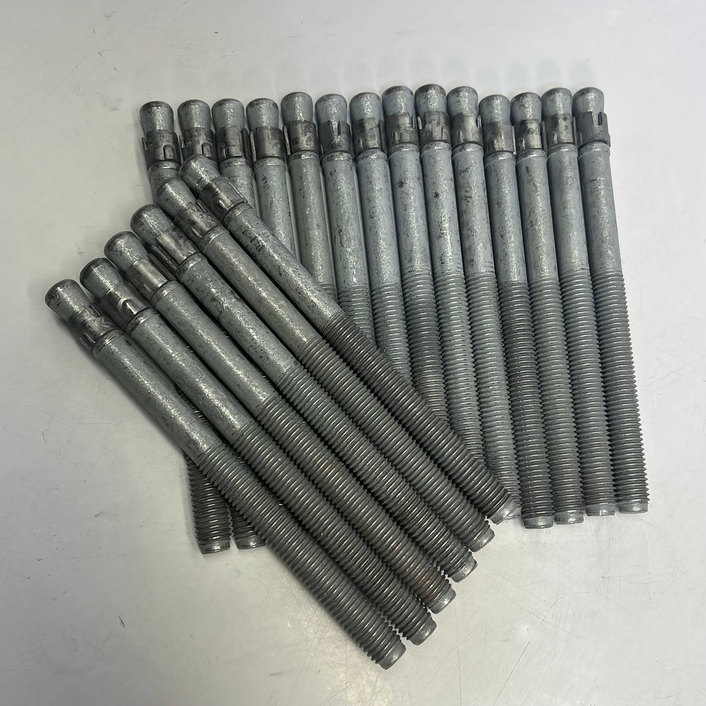 MKT FASTENING (20 PACK) Sup-R-Stud+(Wedge Anchor) 5/8" Dia x 8-1/2" L Grey CL65