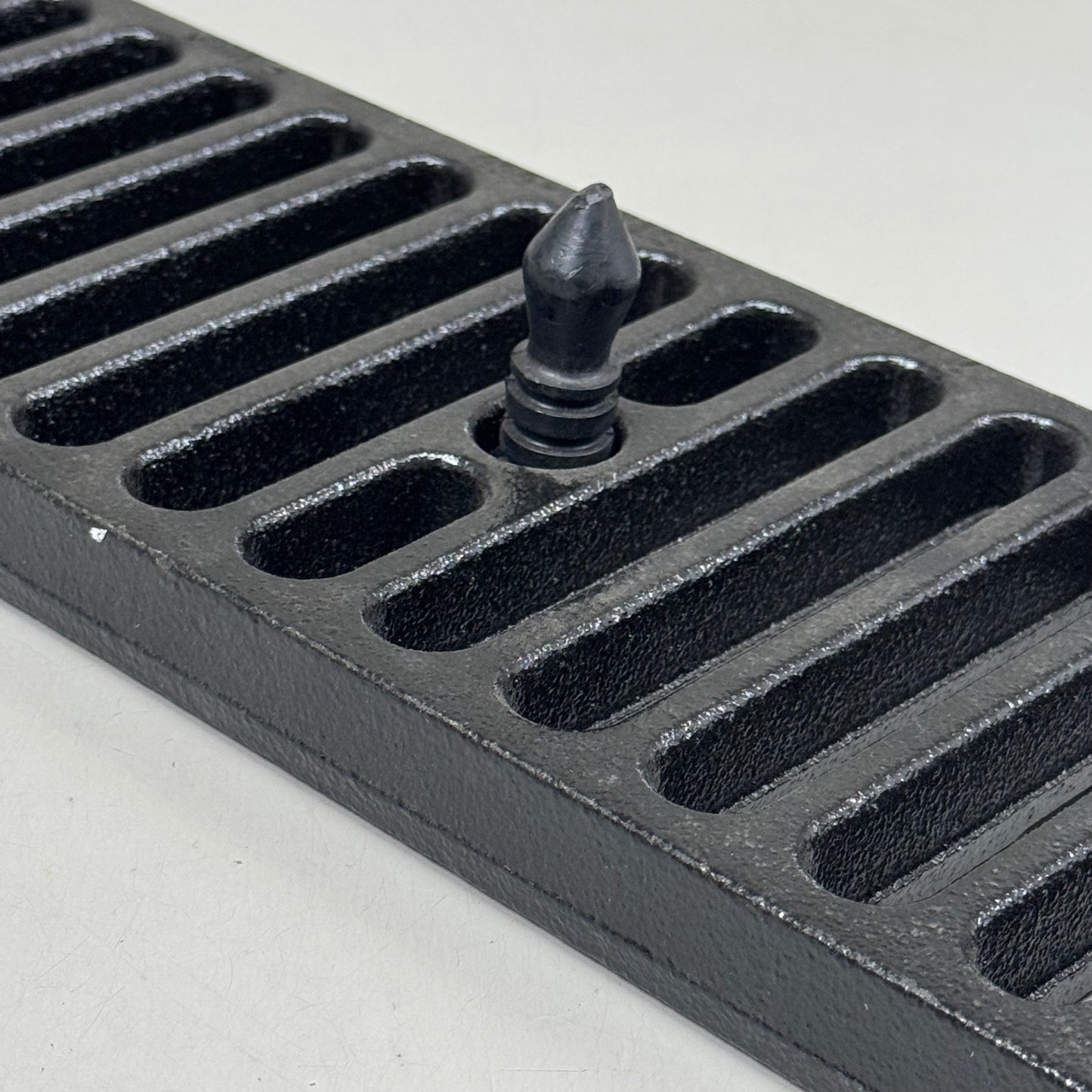 ZA@ UNBRANDED Slotted Drop-In Cast Iron Floor Drain Grate Rectangle 20" L Black