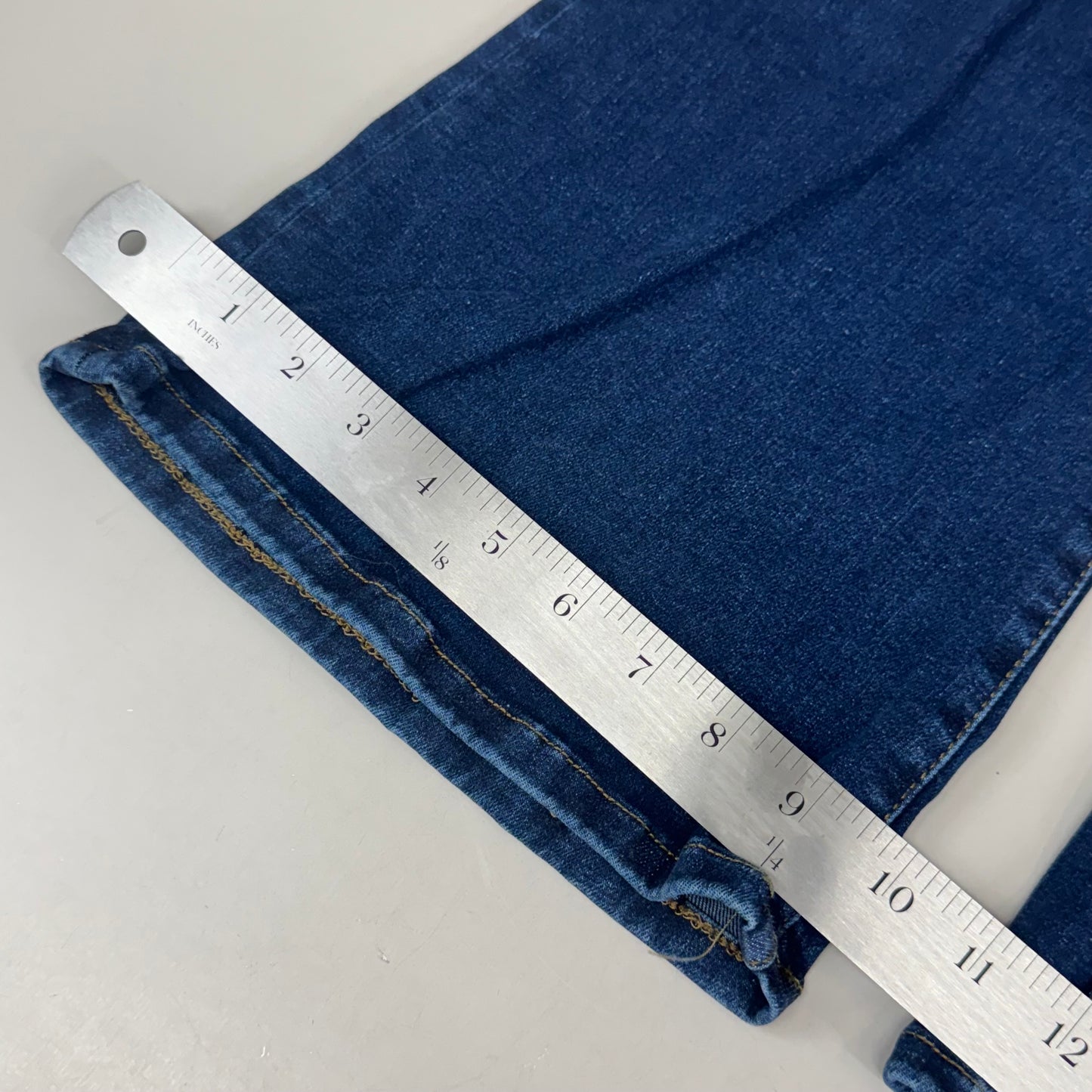 GOOD AMERICAN Power Stretch Pull On Flare Jeans Women's Sz 2/M Indigo491 GLF478TE