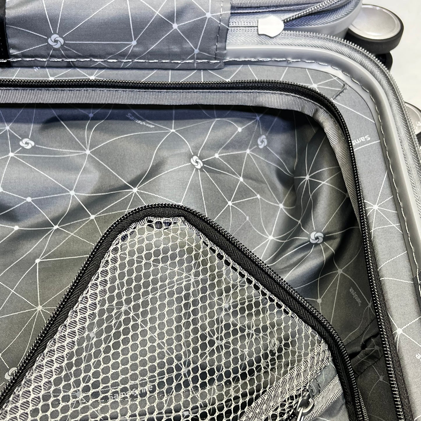 SAMSONITE Opto 3 Carry Suitcase 360° Spinner Wheels 19" X 13"x9" Frost Teal