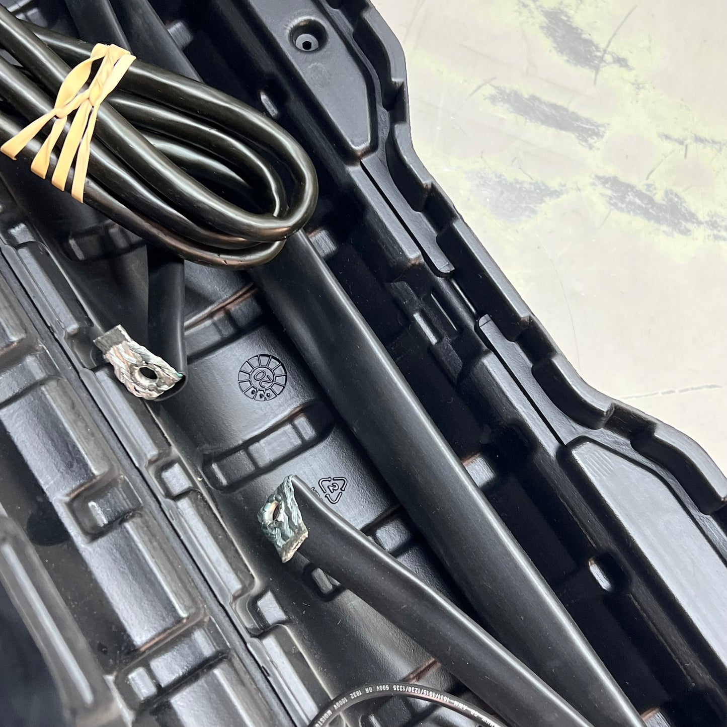 CORNING (2 PACK) Aerial Terminal Dual Terminal Blocks 80611307028 (New Opened)