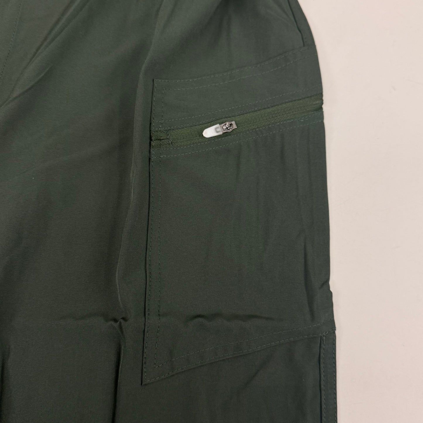 GREEN TOWN 4 Flex Scrubs Jumpsuit Cinch In Waist Women's Sz M Olive GFX-023AST