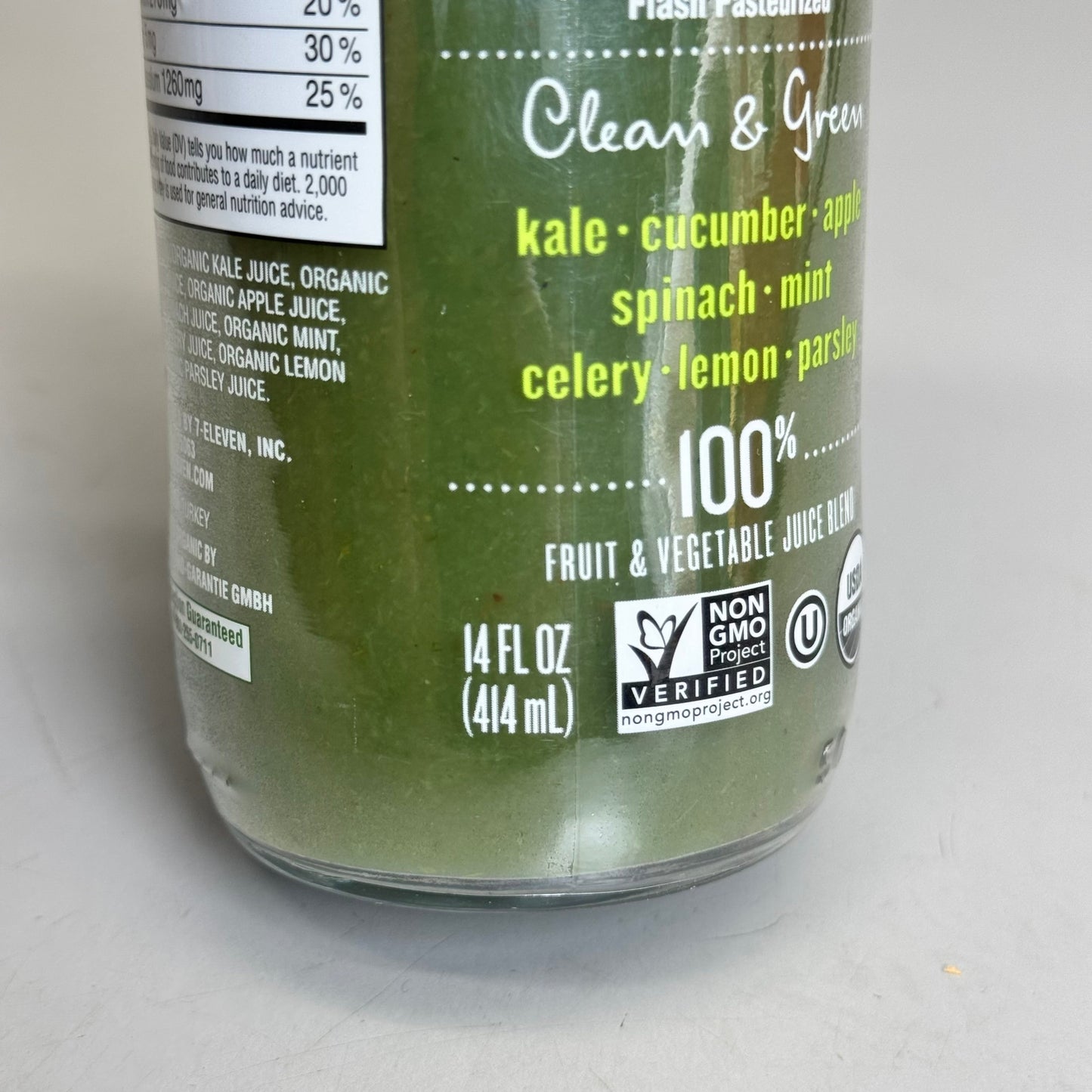 ZA@ 7-SELECT (100 PACK, 14 oz Each) Clean & Green Cold-pressed Organic Juice BB 05/25 D