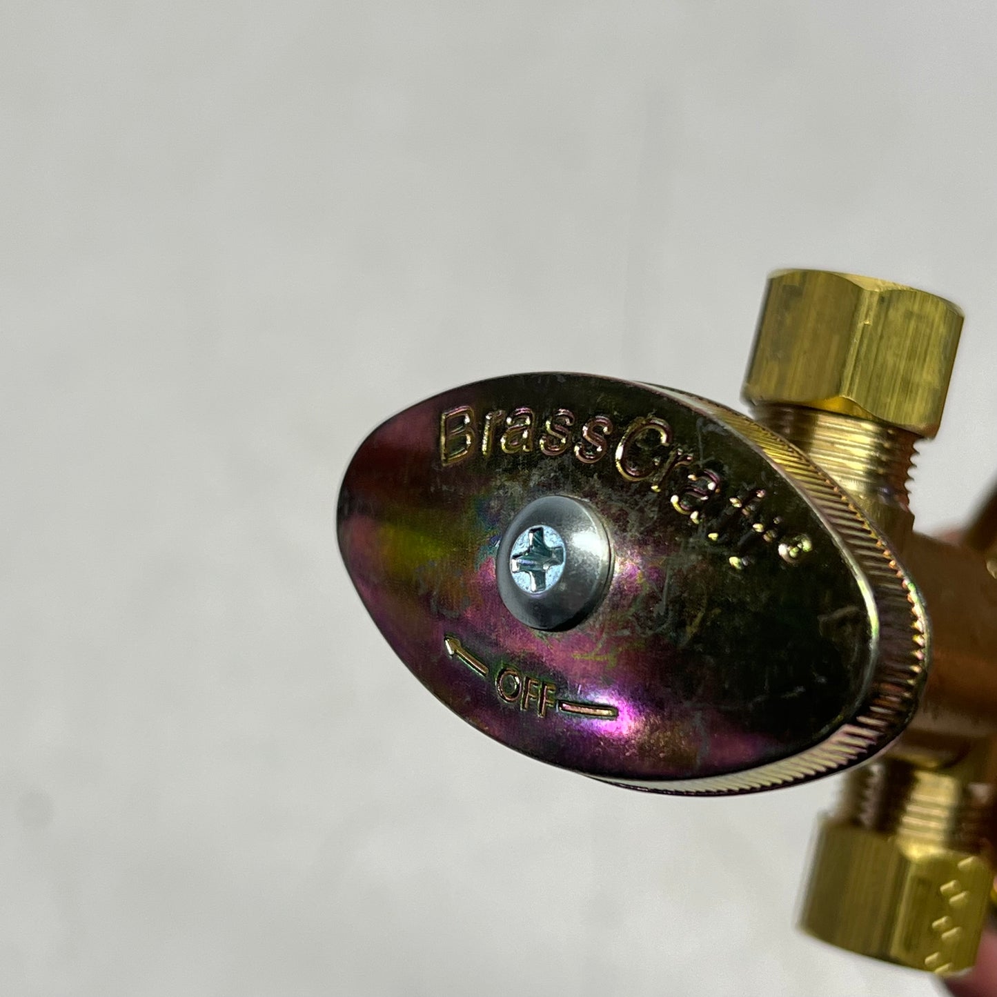 BRASS CRAFT Dual Outlet Shut-off Valve 1/2" FIP Inlet x 3/8" OD CMP R1701DVX R