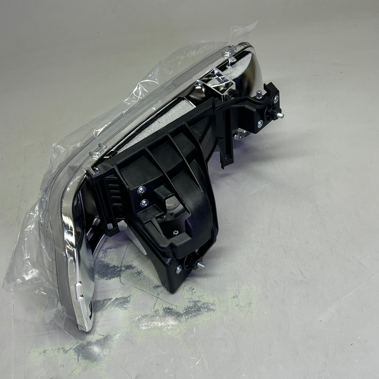 ECCPP Headlights LH & RH Front For 99-02 Chevy Silverado 00-06 Suburban 128309