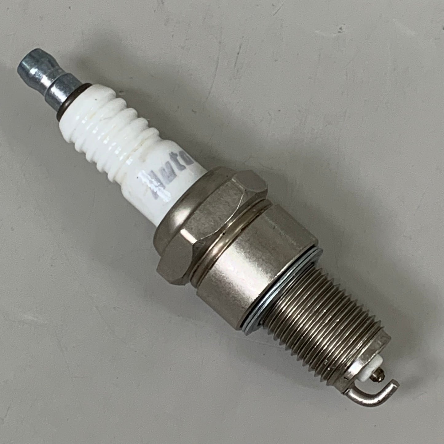 AUTOLITE (4 PACK) Platinum Spark Plugs Not Tapered Nickel 13/16" Hex SZ AP63