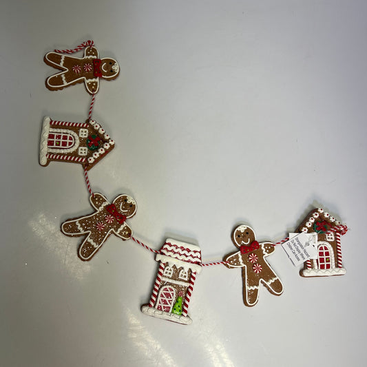 GERSON Clay Gingerbread & Houses Garland 24" L Brown/White/Red 2497210