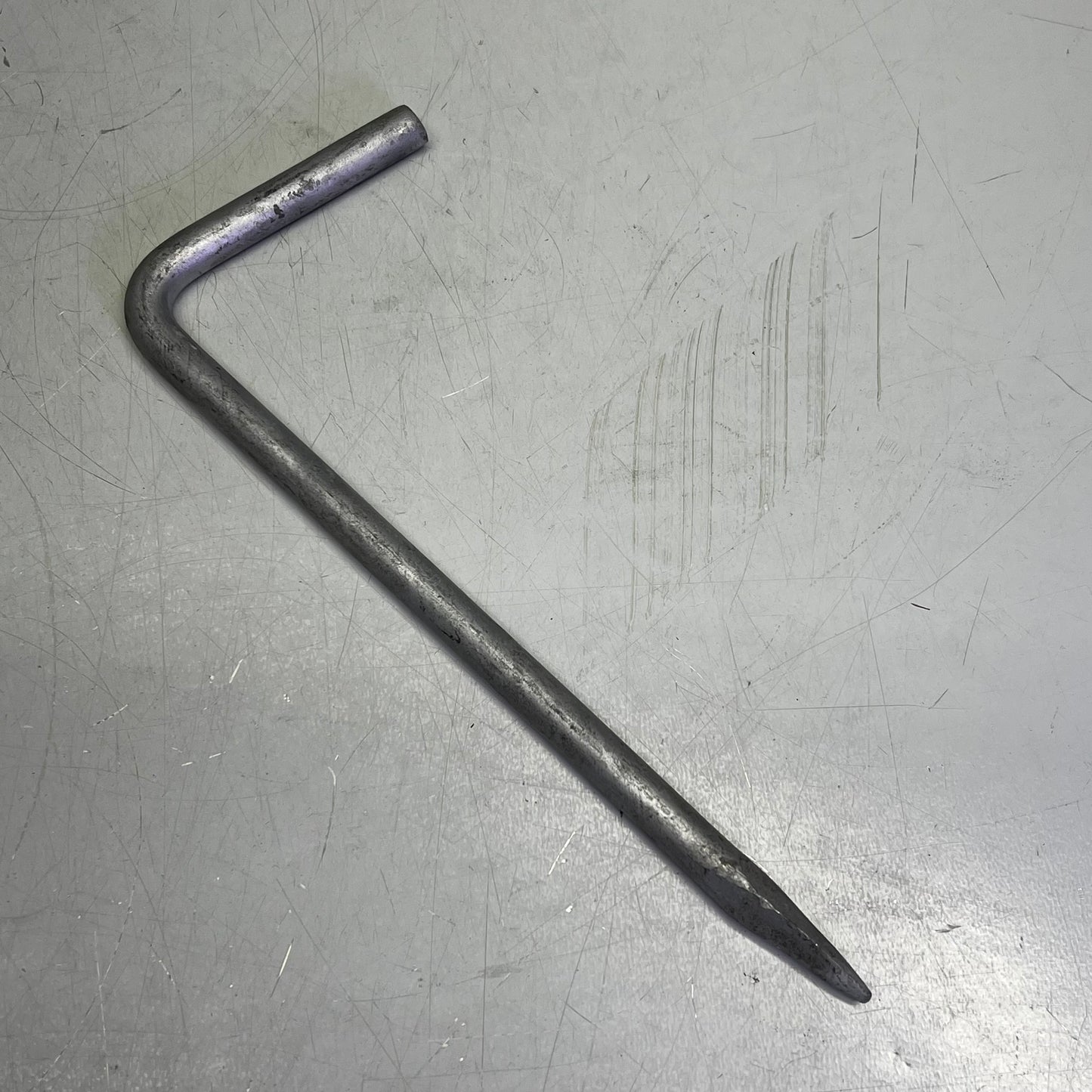 ZA@ (10 PACK) Galvanized Steel L Stakes 9.5" Long Silver