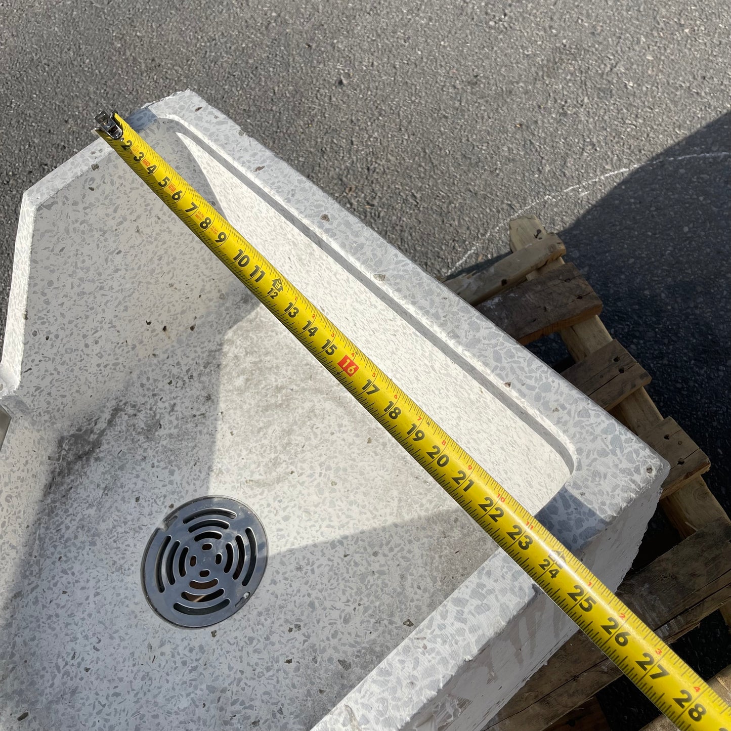 ZA@ Pallet of CORLOW Floor Mop Basin/Sink SBC-1700 (AS-IS)