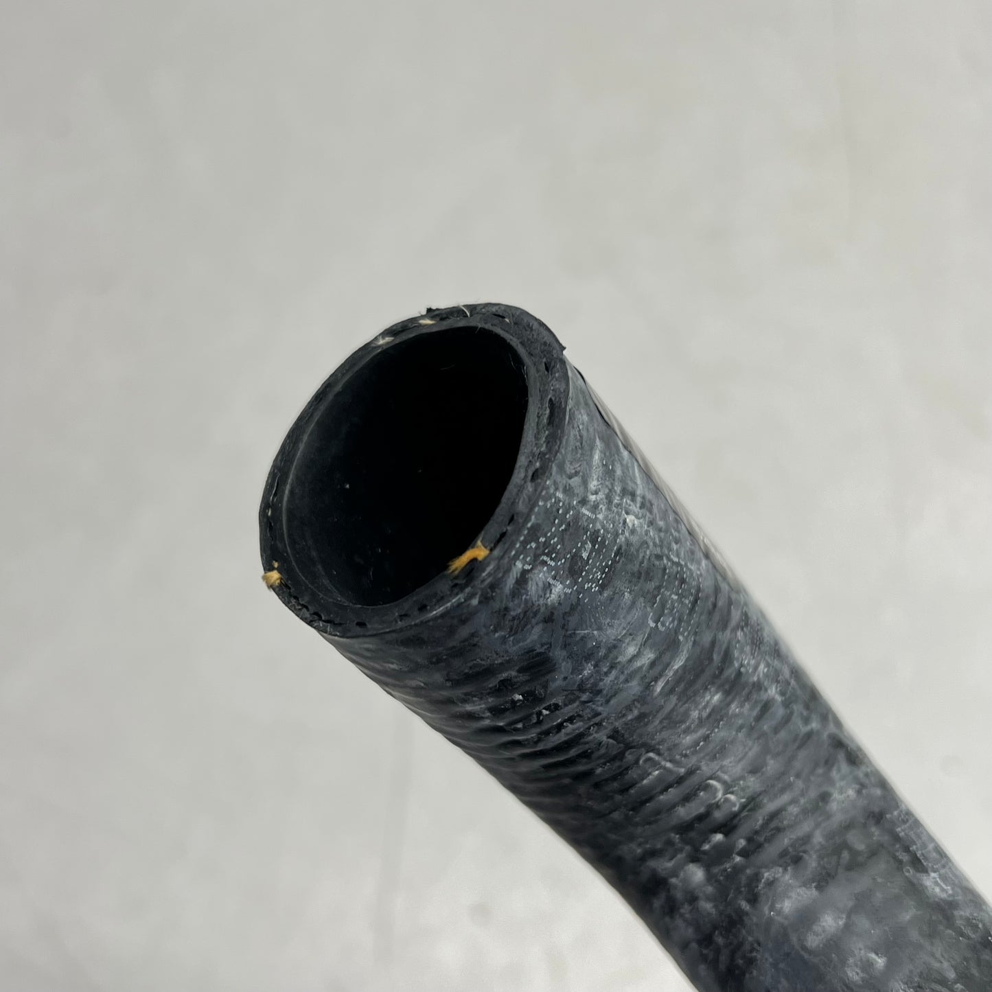 GATES Coolant Hose for Dodge, Nissan & Plymouth Vehicles  9-11/16" Black 21411
