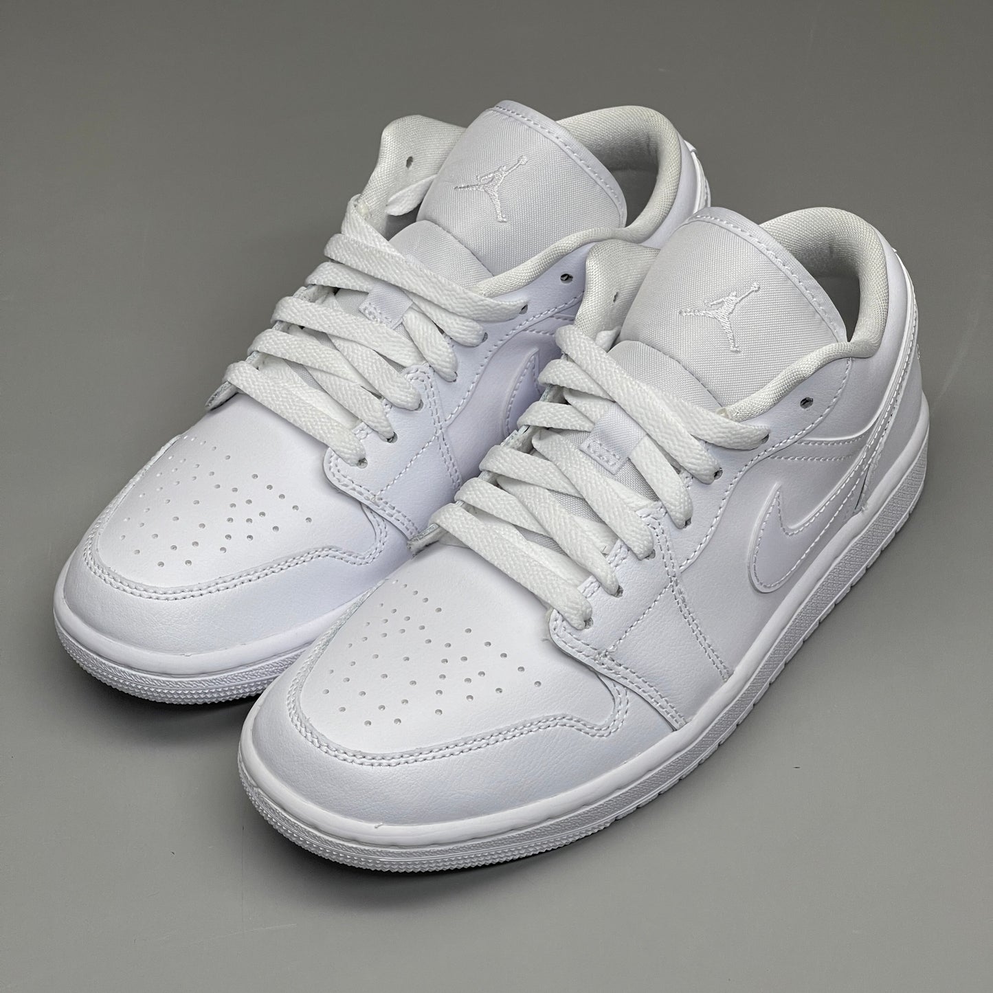 NIKE AIR JORDAN 1 Low Triple White Women's Sz 11 DV0990-111 (New in Box)