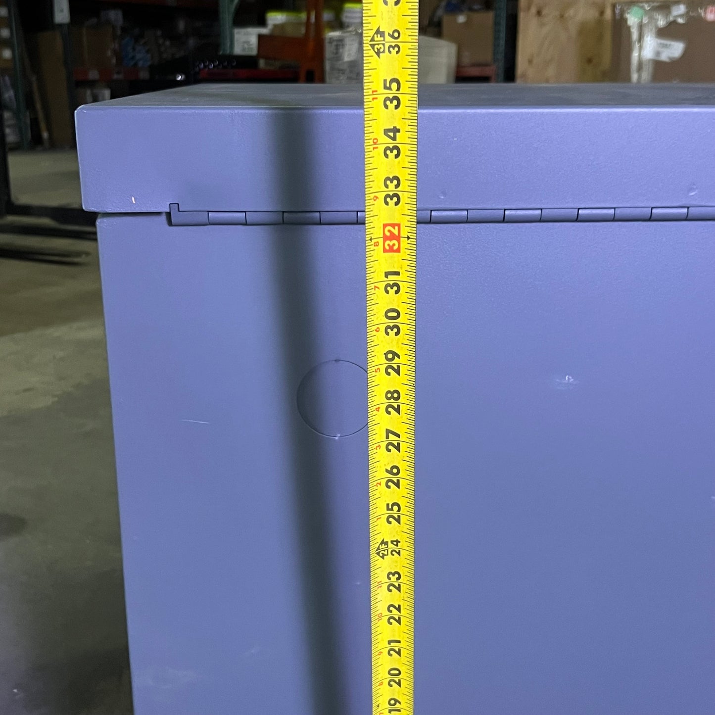 DURHAM MFG Job Site Cabinet Piano Box with Shelves 32"W x60.5"L x 34.5"H JSCPB-316035-94T-D720 (New Other, Minor Scratches)