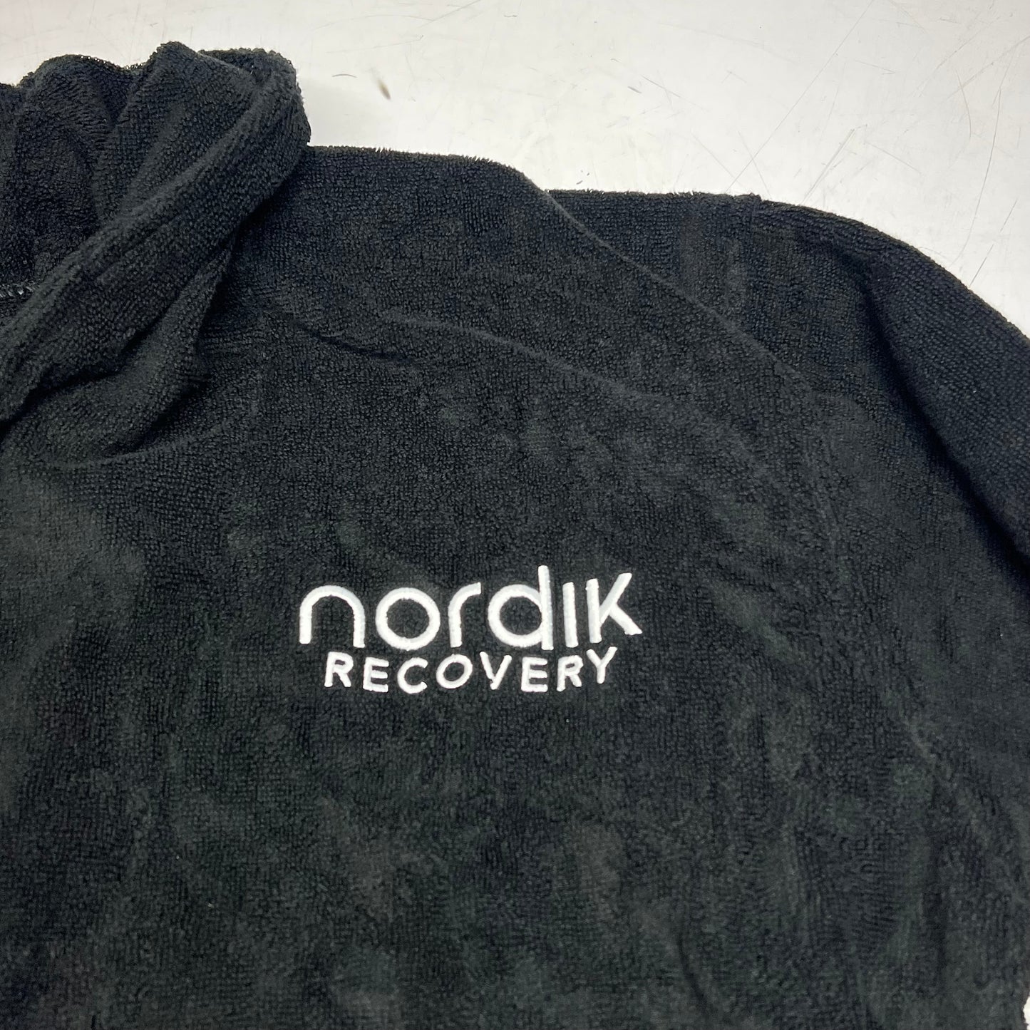 NORDIK RECOVERY Retreat Robe Ultra Plush Terry One Size Black BR-BL-1FA (Used)