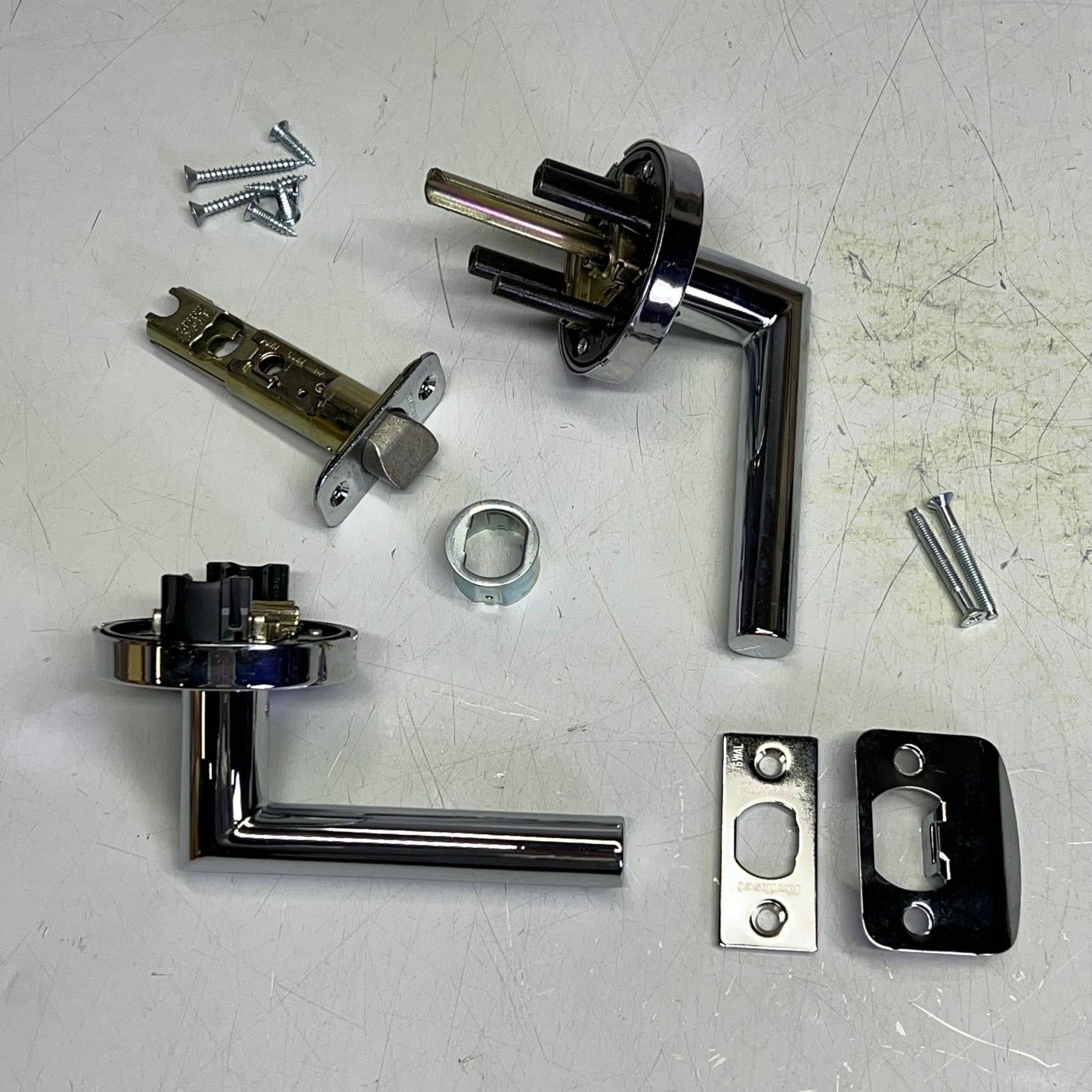 KWIKSET Milan Passage Hall/Closet Door Handle Polished Chrome 720MILRDT266ALRCS