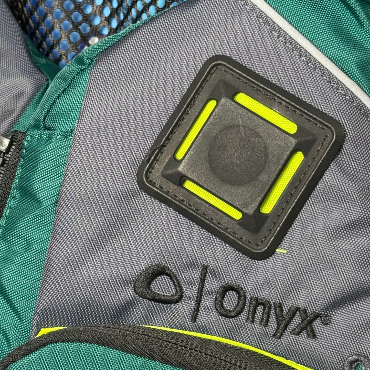 ONYX Airspan Technology Angler Life Jacket SZ Adult M/L Green 123200-400-040-23