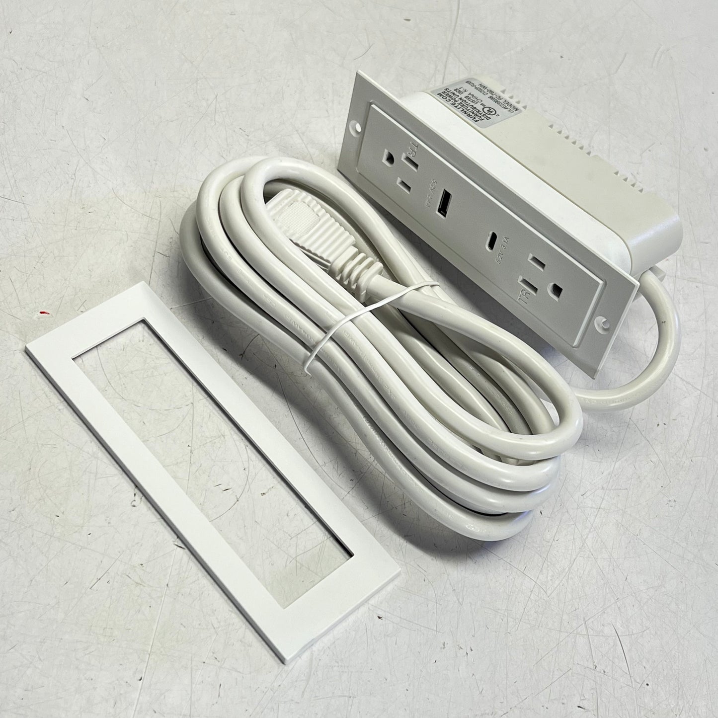 DEKKO Furnlite Recessed Power 2 Outlet w/ USB-A & USB-C 10’ Cord White FC-760