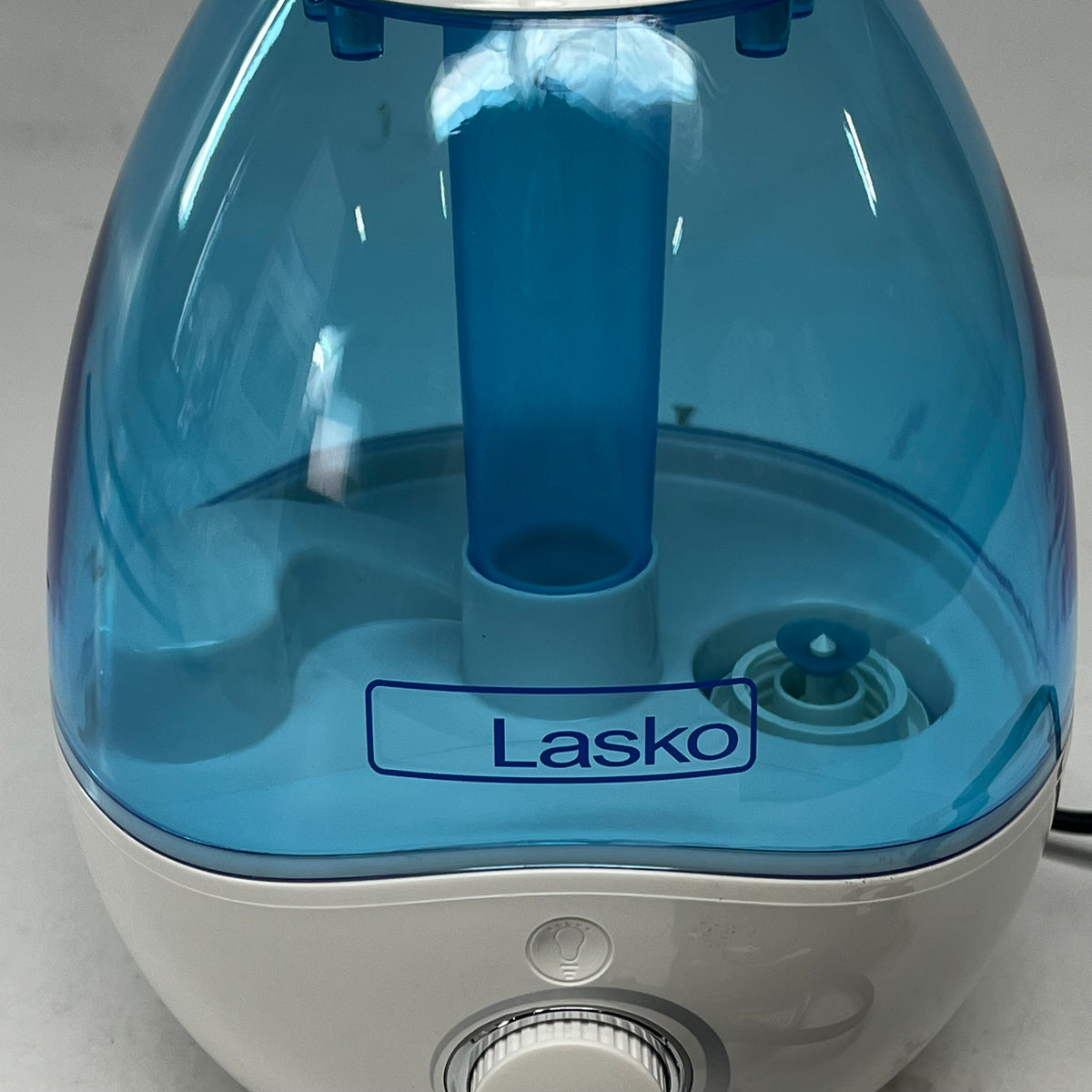 LASKO Ultra Sonic Cool Mist Humidifier 60hr Run Time Rooms Up To 300sq Ft White
