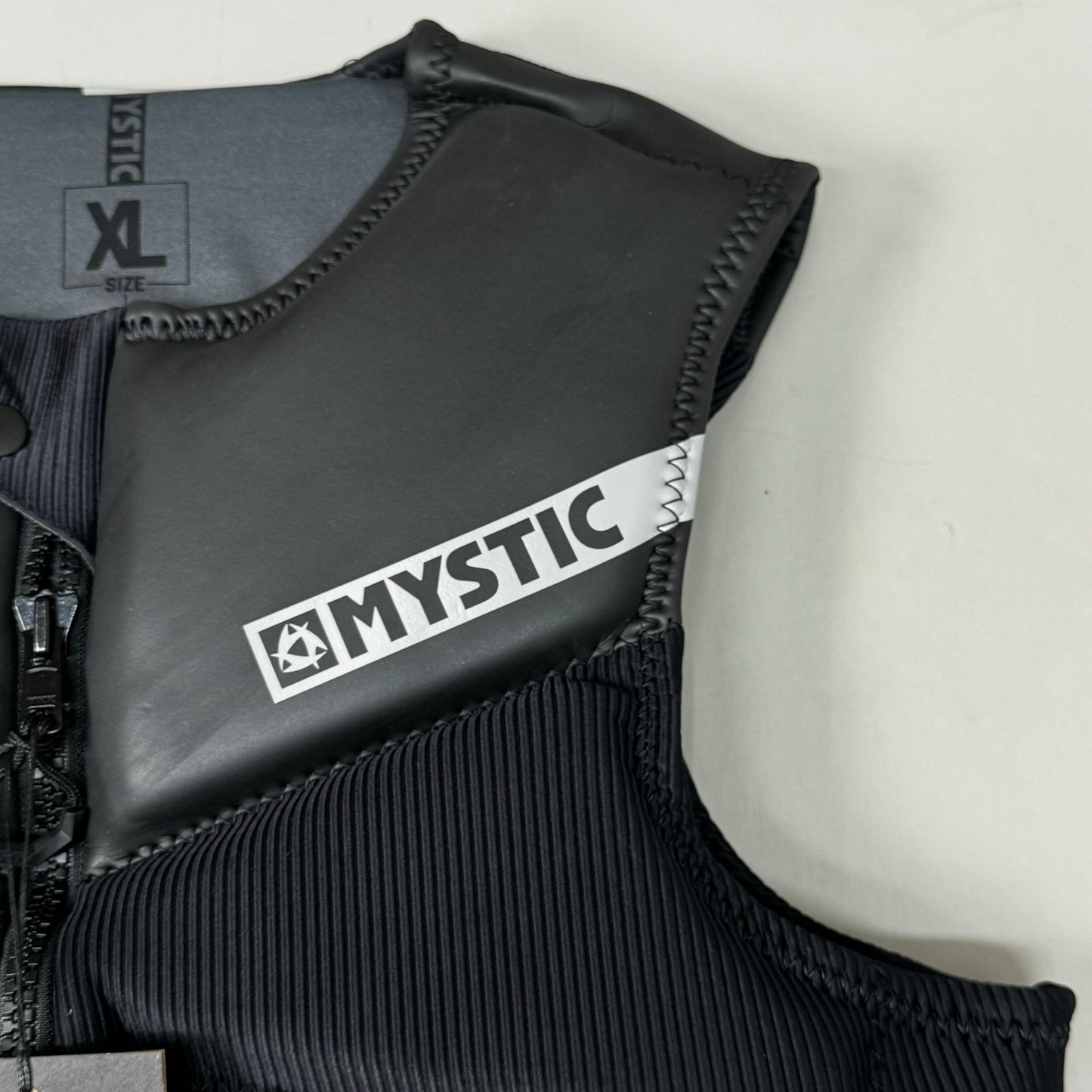 MYSTIC Block Impact Vest YKK Front-Zip & Clash Foam Sz XL Black 35005.200107