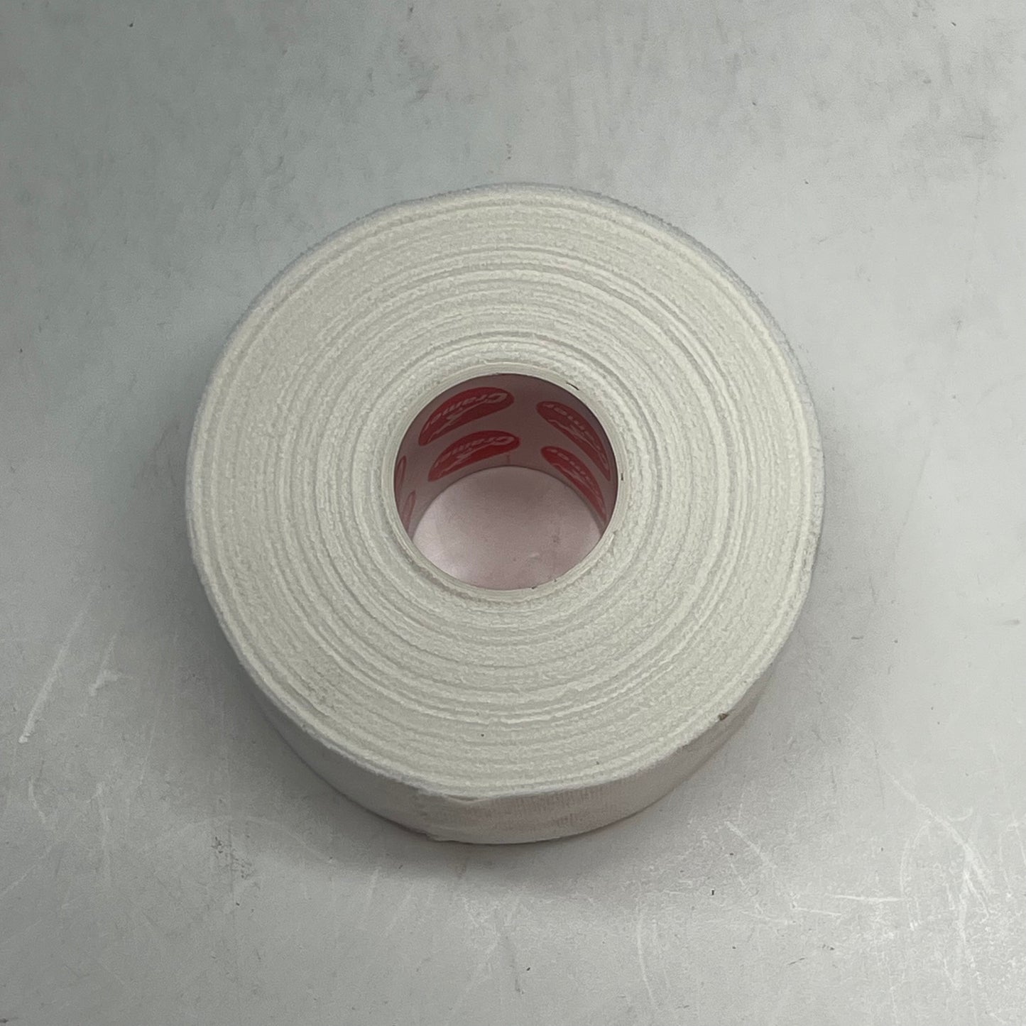 CRAMER PORUS (32 PACK) Athletic Tape 950 For Athletic Trainers 1-1/2"x15 YDS White 280950