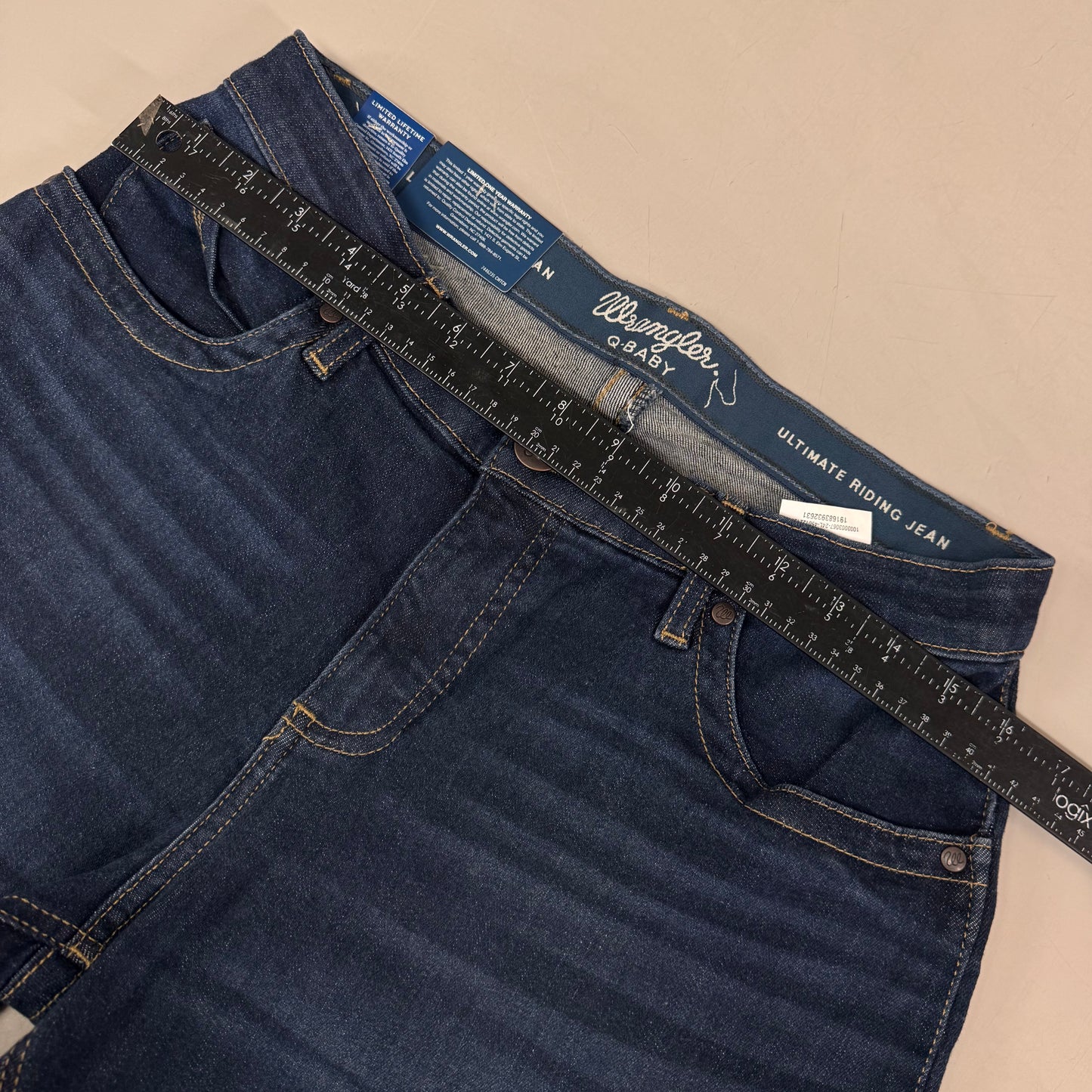 WRANGLER The Ulitmate Riding Jean Q-Baby Mid-Rise 31/11 x 36 Avery 10WRQ20VA