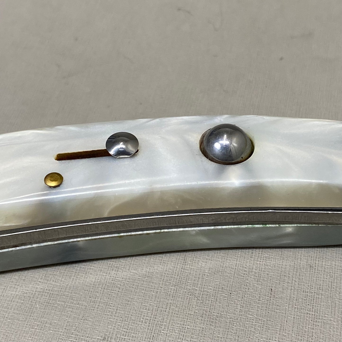 ZA@ ARMED FORCE TACTICAL Handcrafted OTF Pocket Knife  4" Blade 9" Overall Length White ST-6CWP