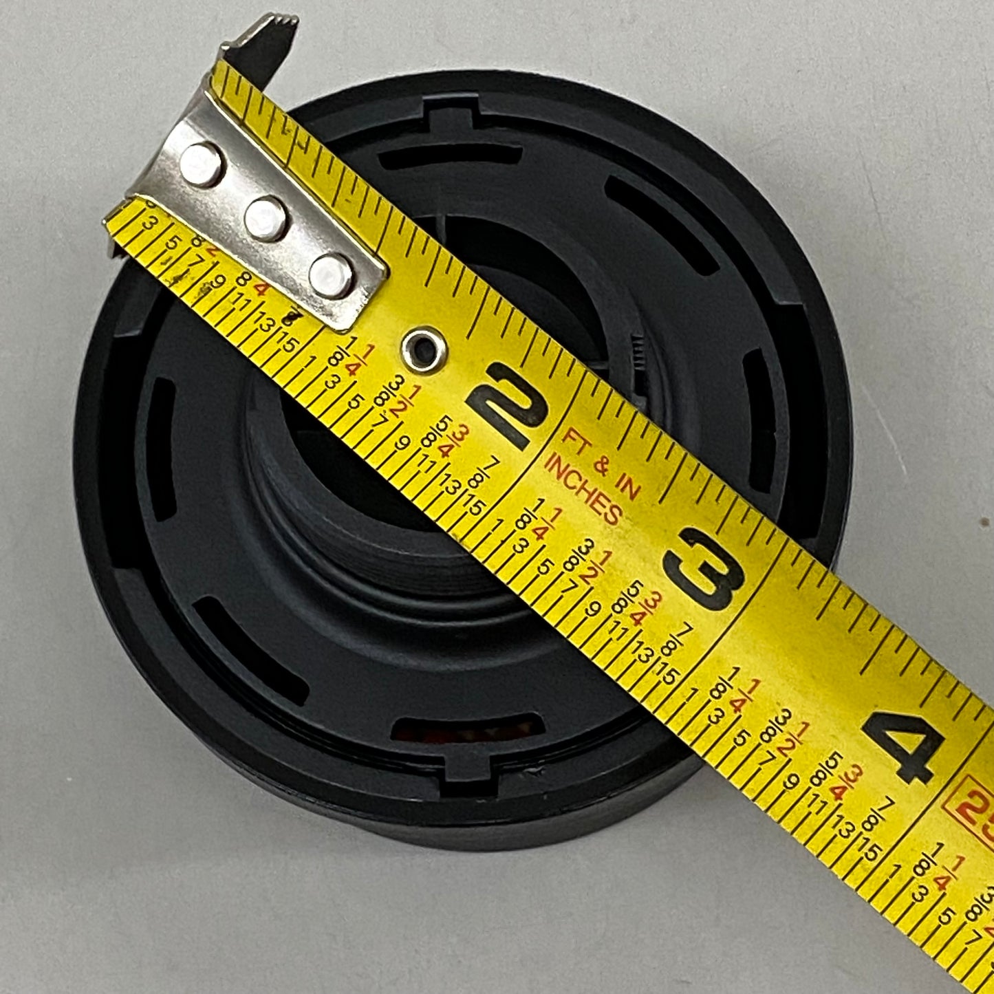 BOBCAT Hydraulic Oil Tank Cap Replacement Part For Bobcat 321  Black 2087493