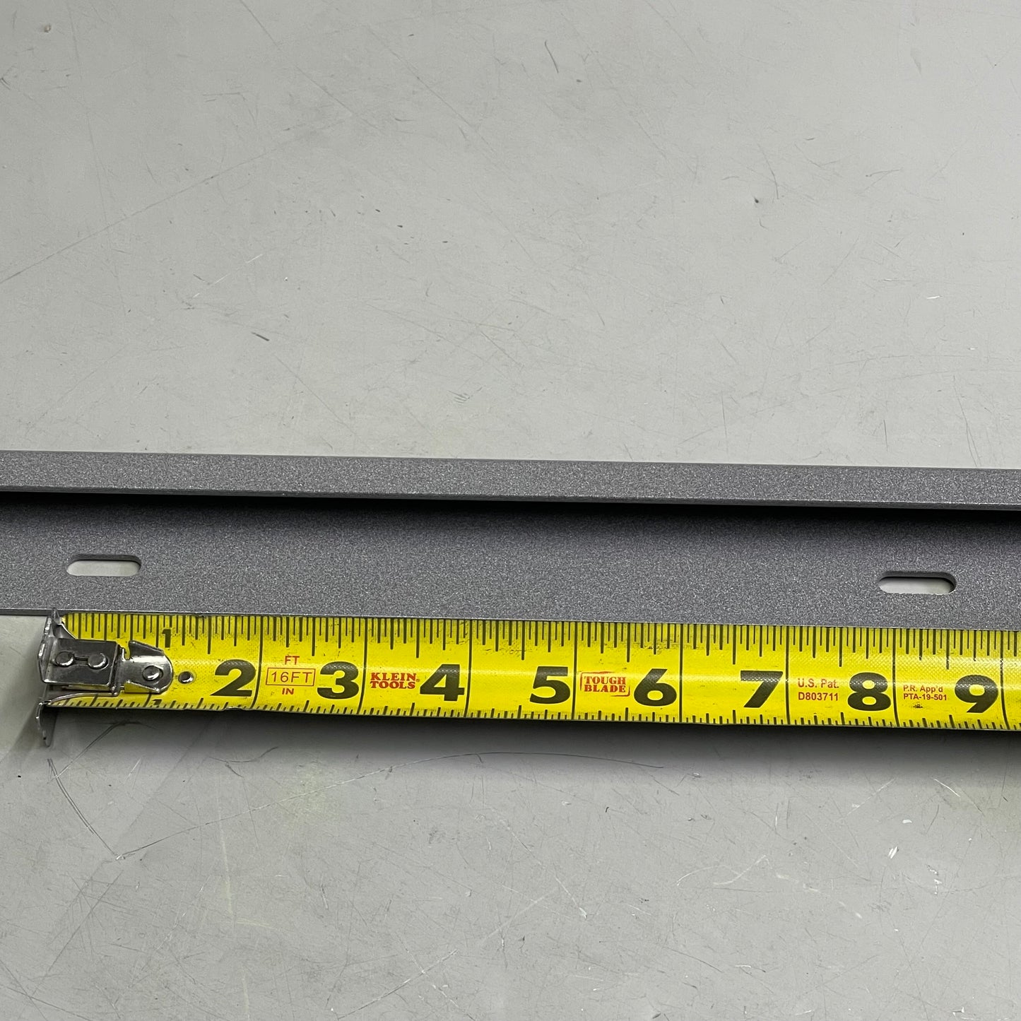 METRO SmartWall Track w/ Corrosion-Resistant Finish 40" 12 Gauge Steel SW40K4