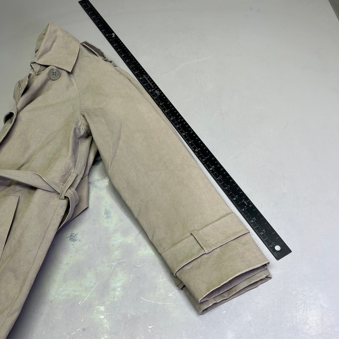 CAROLINA HERRERA Trench Coat Dot 55% Silk Lined Women's Sz S Khaki (Pre-Owned)