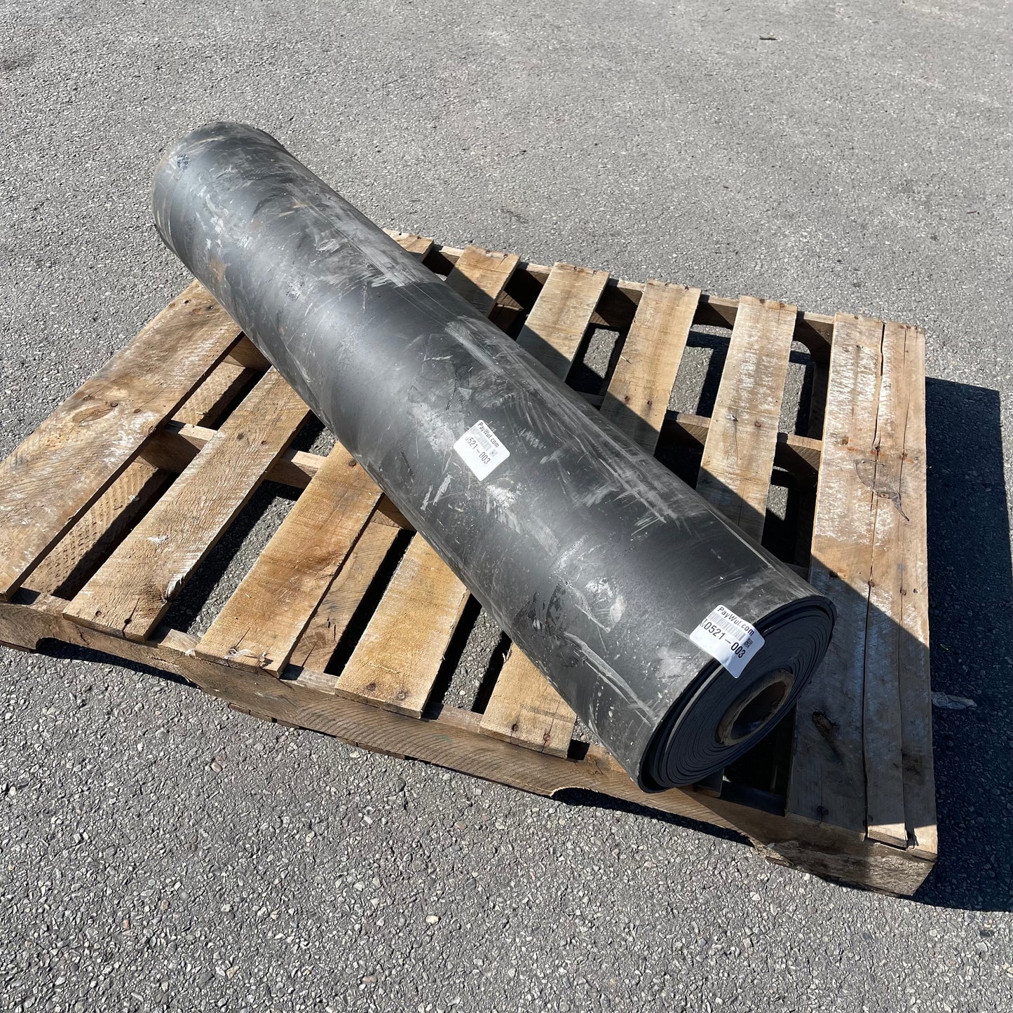 ZA@ Pallet of MIXED Rubber Flooring Roll 4’ Wide Black (AS-IS)