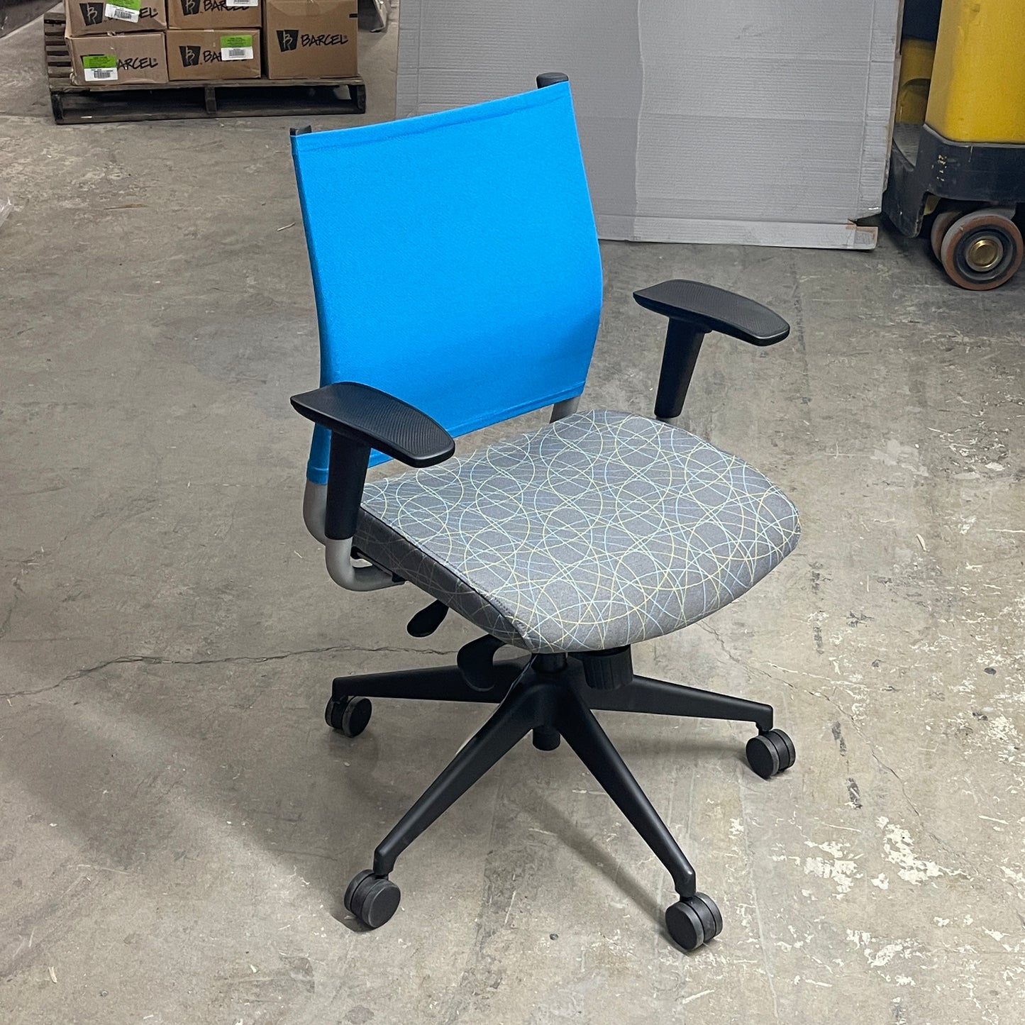 SITONIT Seating Rolling Mesh Mid Back Adjustable Office Chair Electric Blue (New)