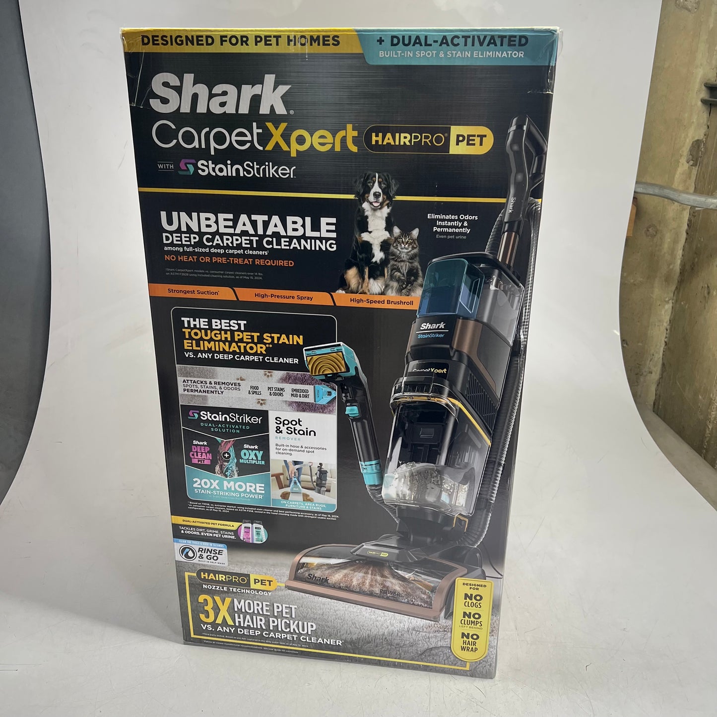 SHARK CarpetXpert HairPro Pet W/ Stain Striker 2-in-1 Deep Carpet Cleaner EX301