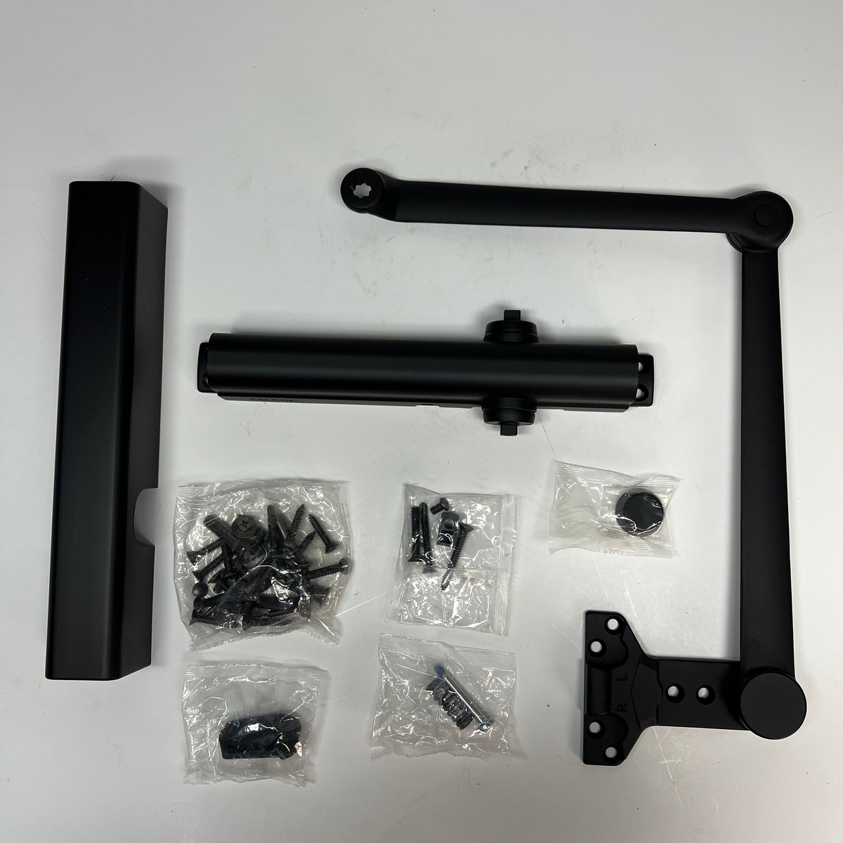 FALCON Grade-1 Door Closer Regular Arm W/ Pa Bracket Medium-duty Black SC81A