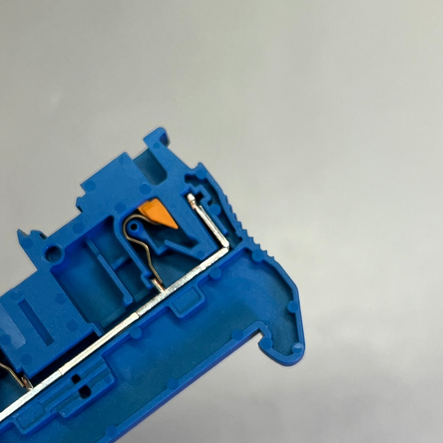 PHOENIX CONTACT Feed Through Terminal Block 1 Deck Level  PT 2.5 BU Blue 3209523