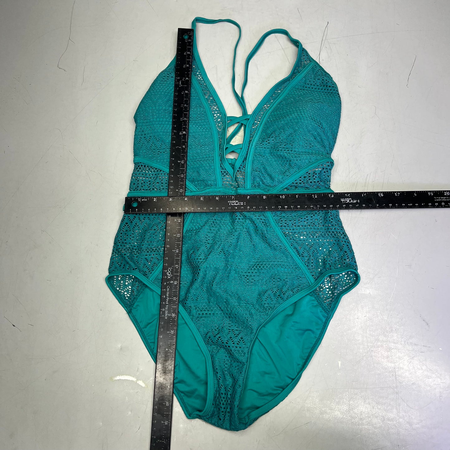 CHARMO Solid Cross Plunge Crochet One Piece Swimsuit Women's Sz M Aqua Blue