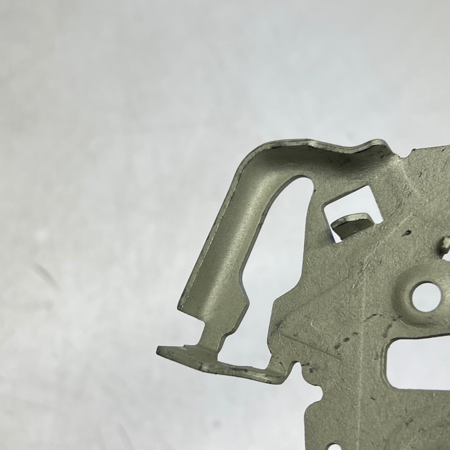 ZA@ FORD (LOT OF 144) Door Latch Hinges  Grey