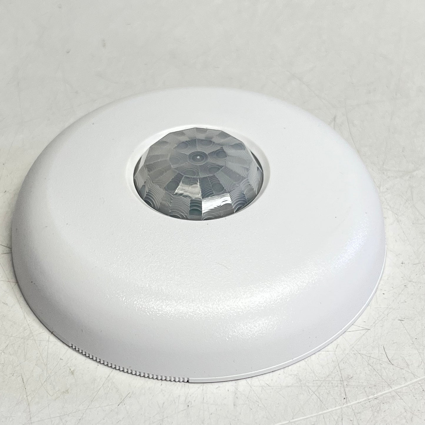 CRESTRON Battery-powered Occupancy Sensor 6507983 ZUMMESH-PIR-OCCUPANCY-BATT