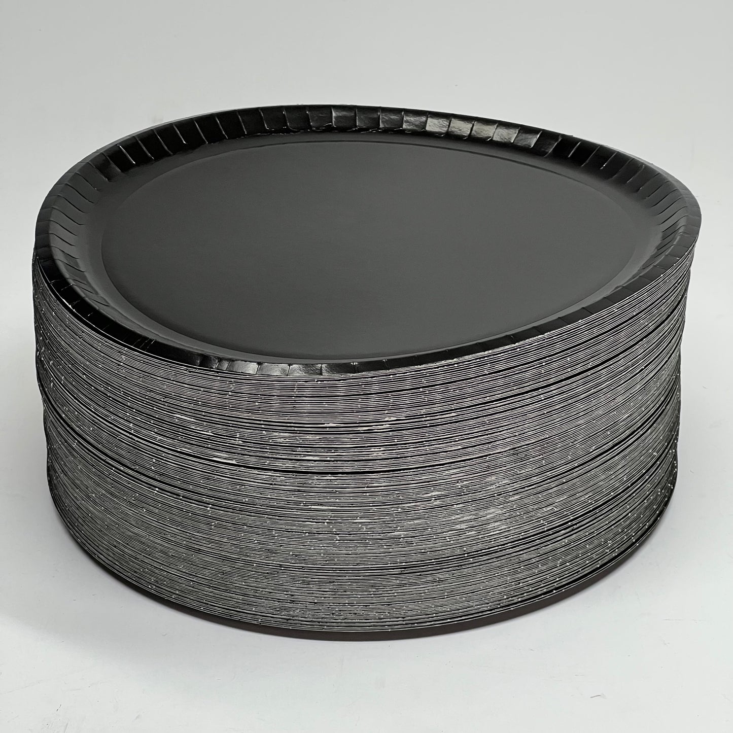 SOLUT! (150 PACK) 13" Take and Bake Coated Paperboard Black Oven Safe Pizza Tray - 74553-0150