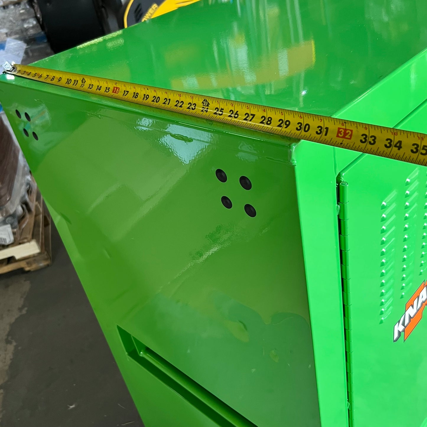 KNAACK Jobsite Cabinet Proprietary Recessed Padlock 59.4 cu ft, Green 139-SK-02 (AS-IS, Cosmetic Damaged)