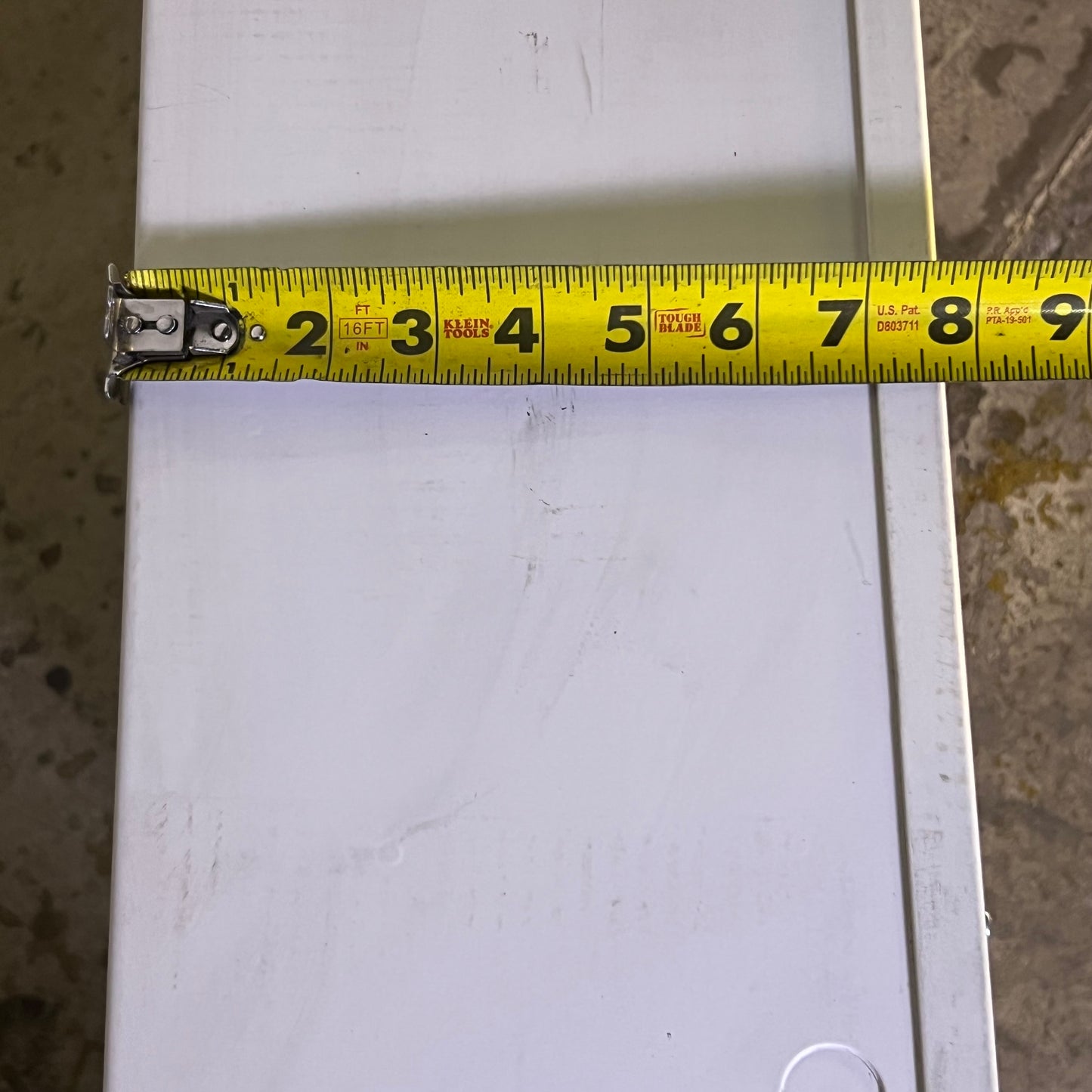 LIGHTALARMS 400W Steel Mini Inverter Wall LMIU-400 (New Other, Minor Striped)