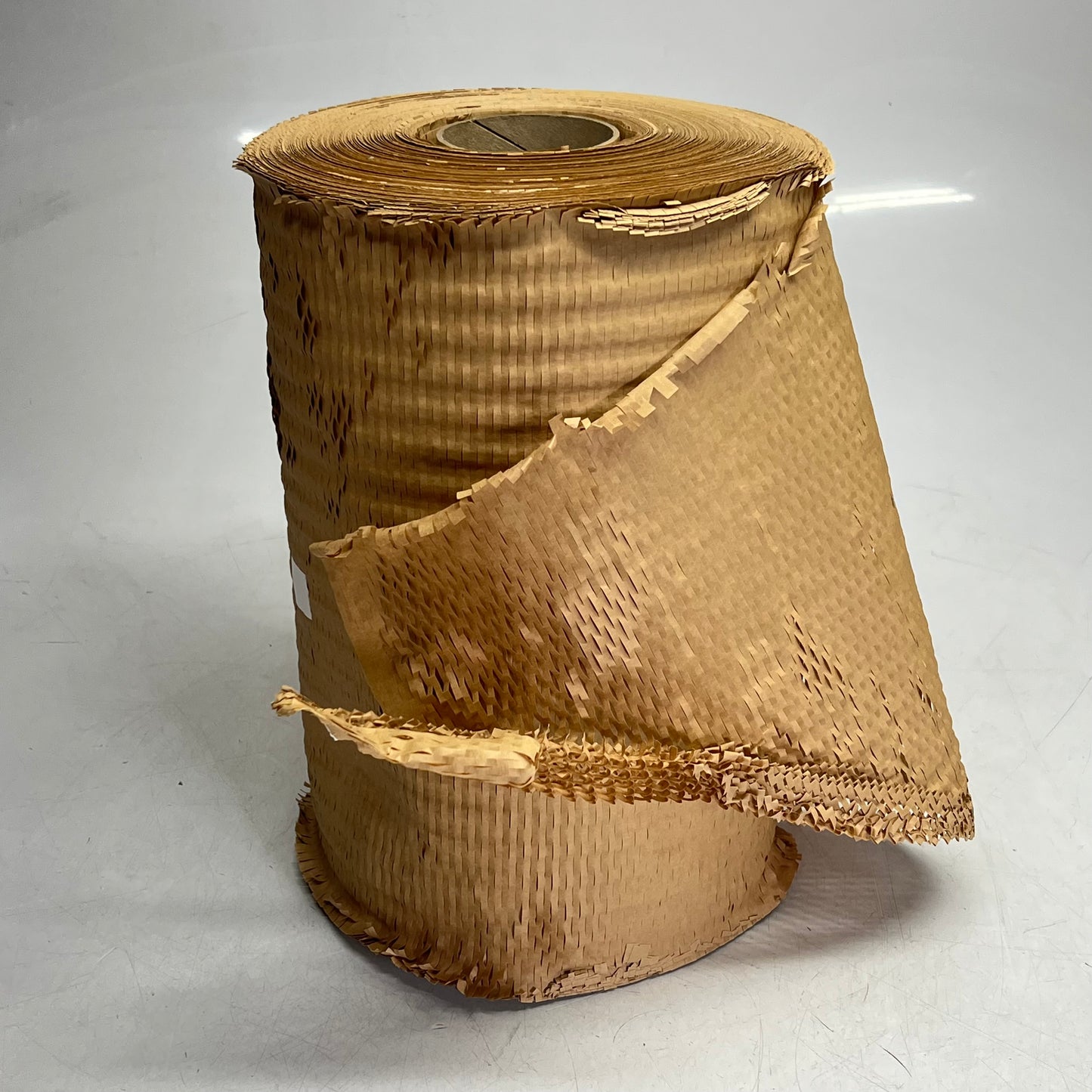 Hexafil Paper Fill Expanding Void Fill Paper Dispenser Box 15" X 1800' Brown