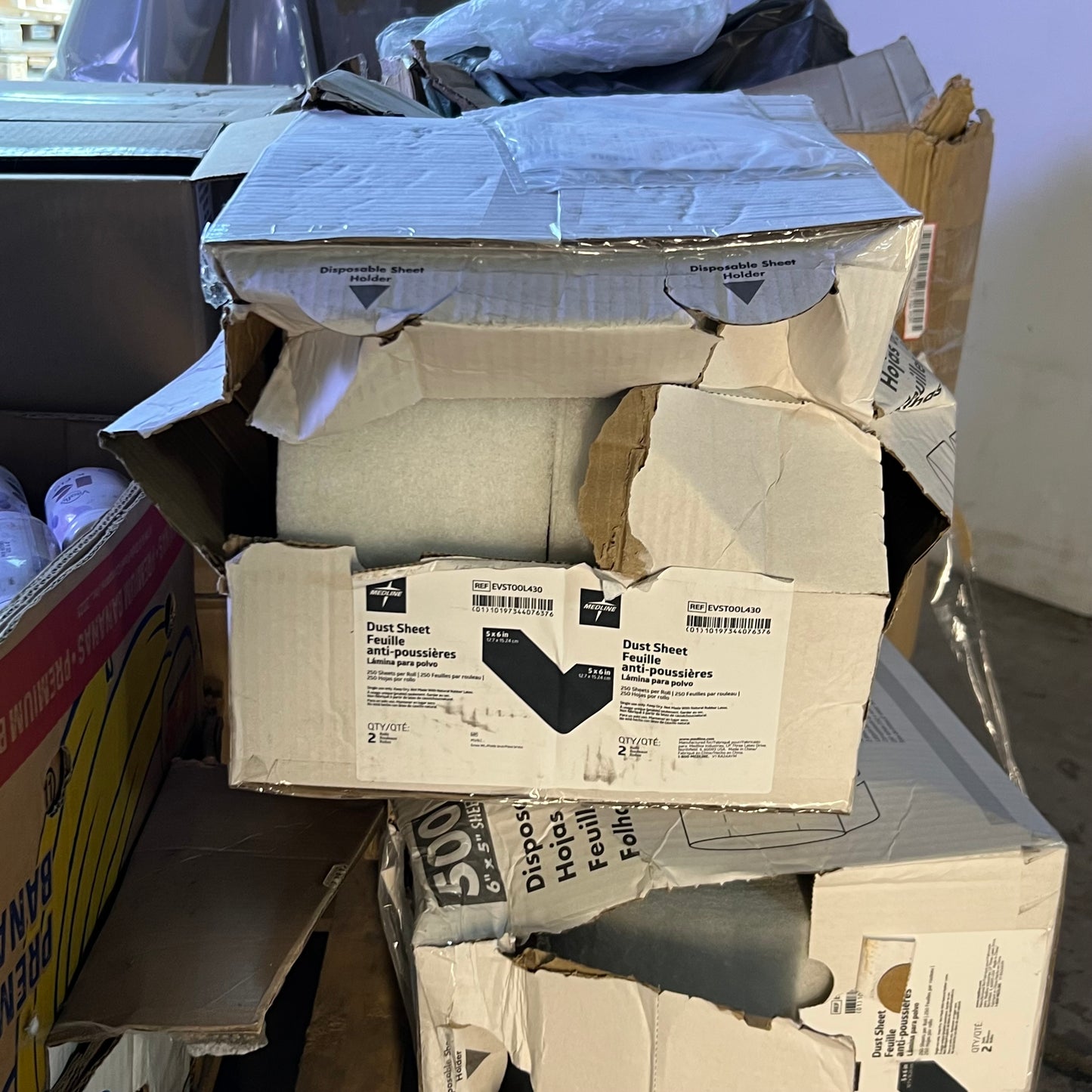 ZA@ Pallet of MIXED Vitaflo Protein, Dust Sheets, Spray Bottle Nozzle, Paperboard Envelope, Etc... (AS-IS)