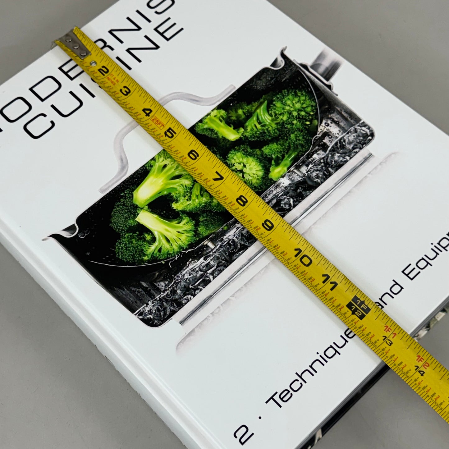 THE COOKING LAB Modernist Cuisine: the Art & Science of Cooking Nathan Myhrvoid Stainless Steel Slipcase
