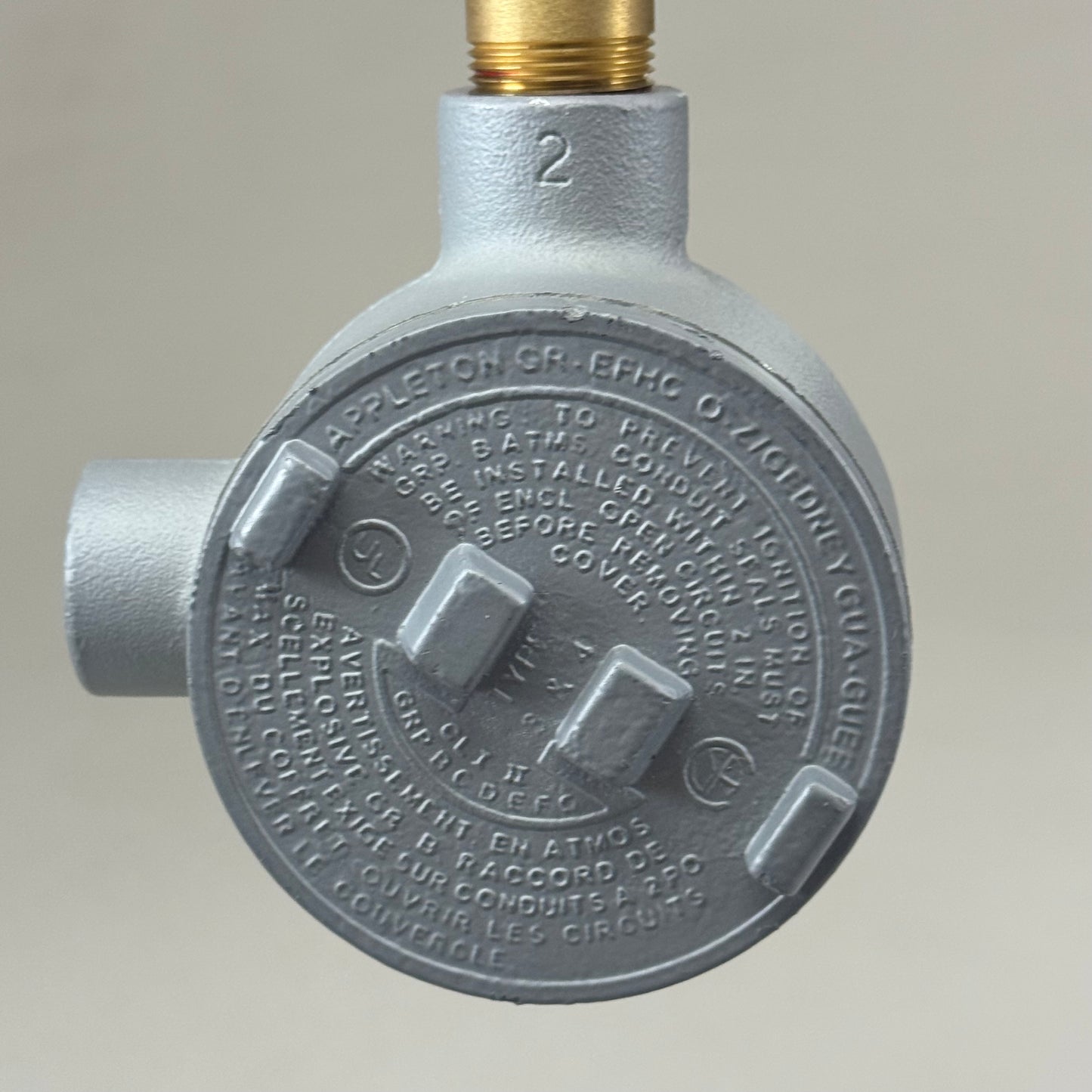 SPEAKMAN Single Switch Flow Pole 4.75"x4.75"x12" Grey/Gold SE-7000S